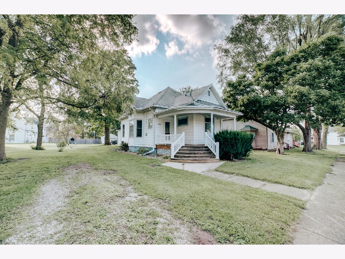  Sold Donovan Illinois, 407 Raub