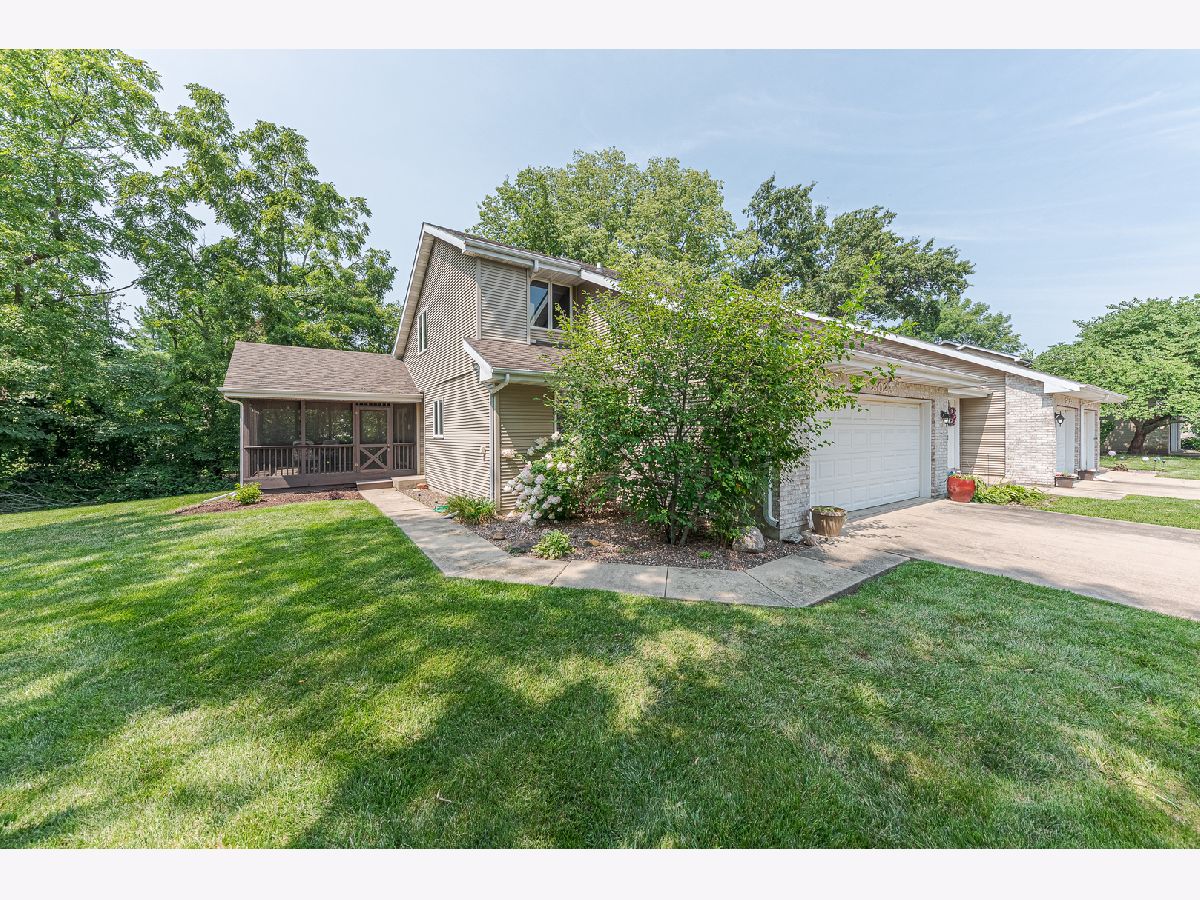 Condos & Townhomes Sold Vista Commons Minooka Illinois, 302 Grande