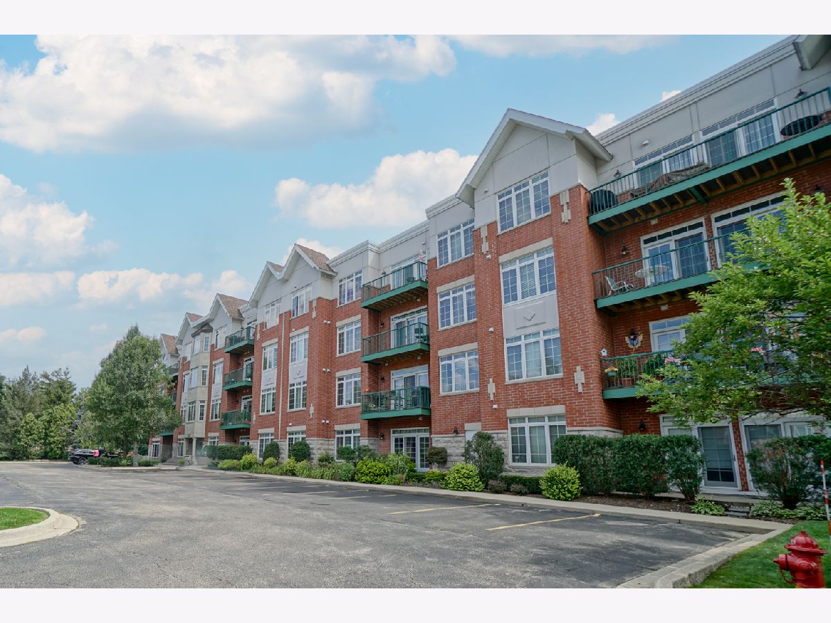 Condominiums Sold Park Point Wheeling Illinois, 620 Mchenry