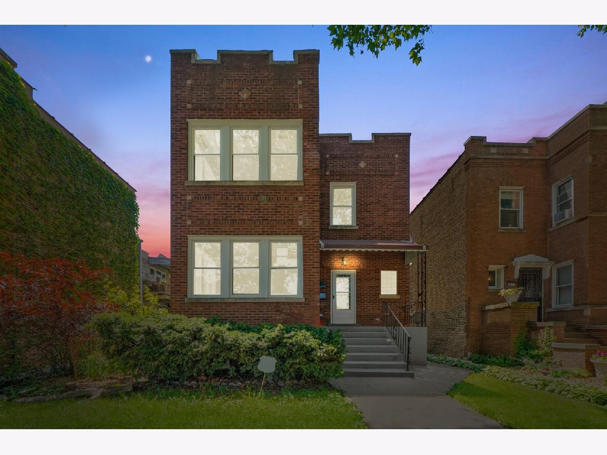Condos & Townhomes & Homes Sold Avondale Estates Chicago Illinois, 2906 Harding