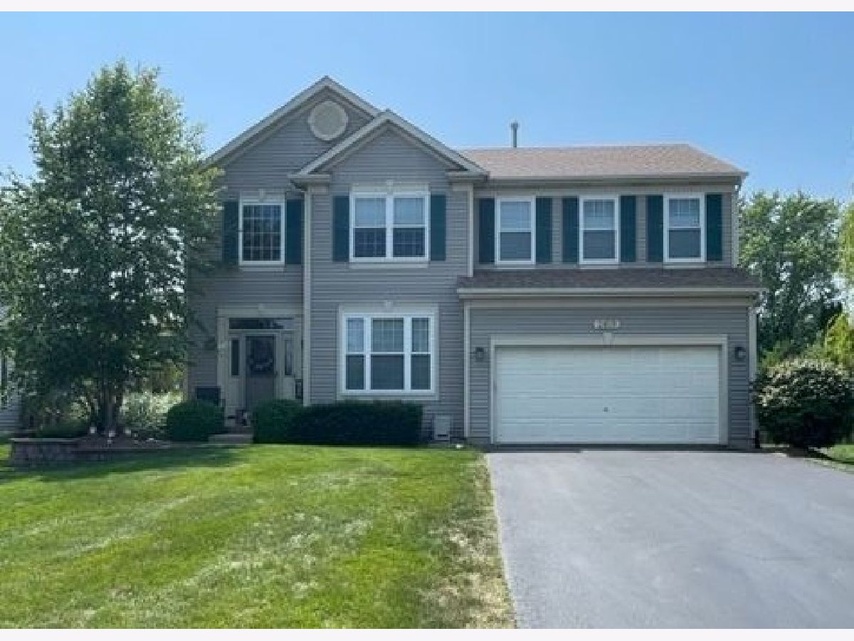 Homes & Condos & Townhomes Sold Heritage Trails Lindenhurst Illinois, 2619 Providence