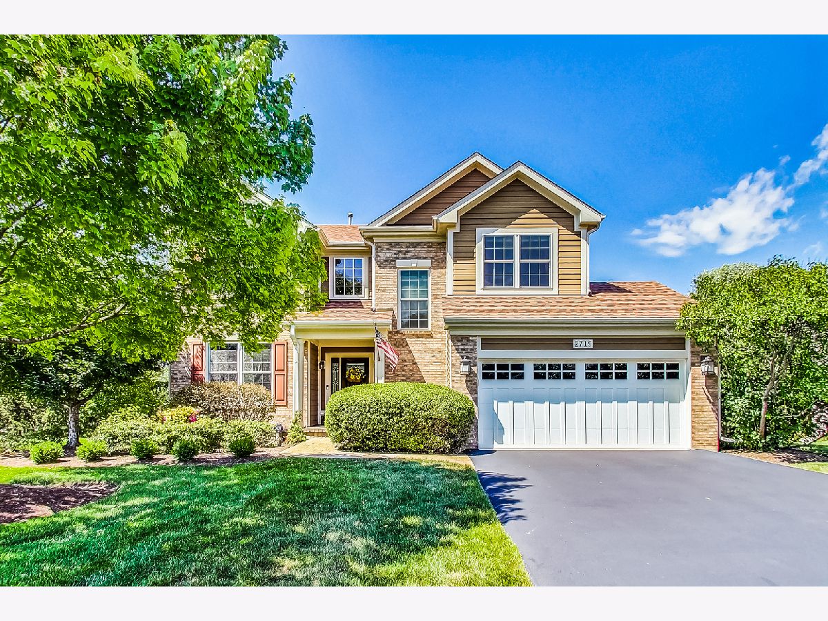 Homes & Condos & Townhomes Sold Heritage Trails Lindenhurst Illinois, 2719 Gettysburg