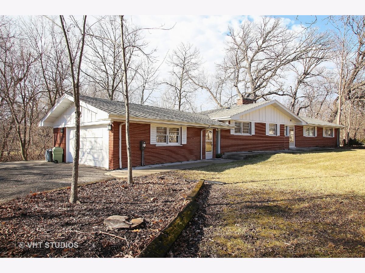 Homes Rented Plum Grove Estates Palatine Illinois, 2030 Crestwood