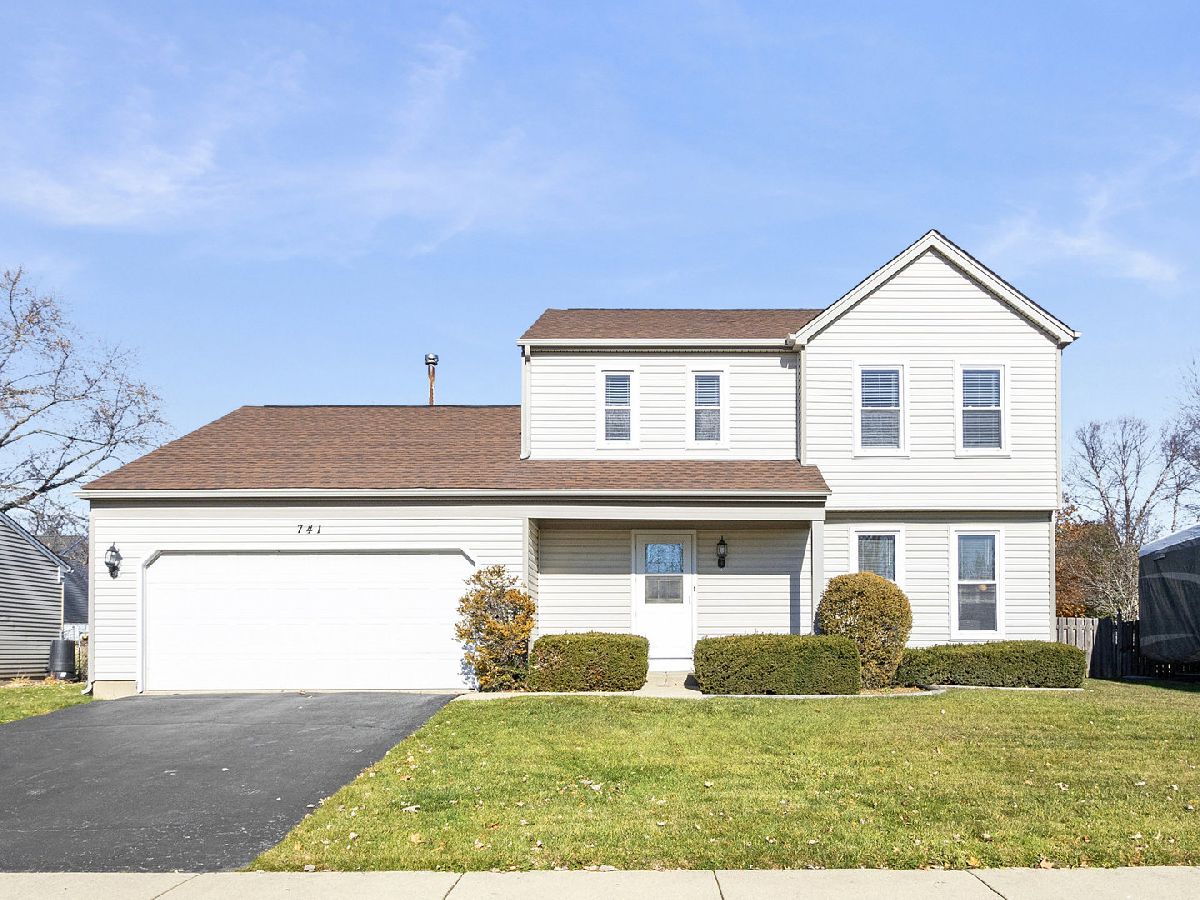 Homes Sold Fair Oaks Carol Stream Illinois, 741 Cypress