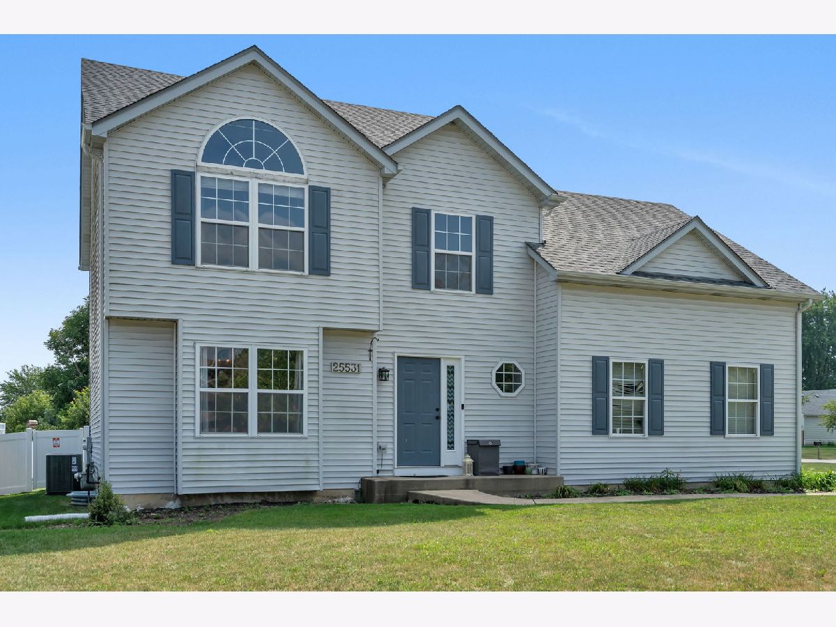 Homes Sold Natures Crossing Plainfield Illinois, 25531 Gateway