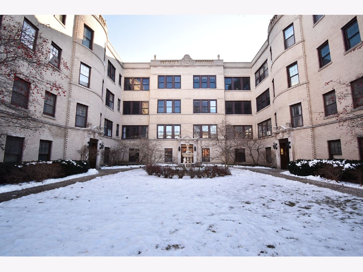 Condominiums Rented Essex In Evanston Evanston Illinois, 906 Greenwood