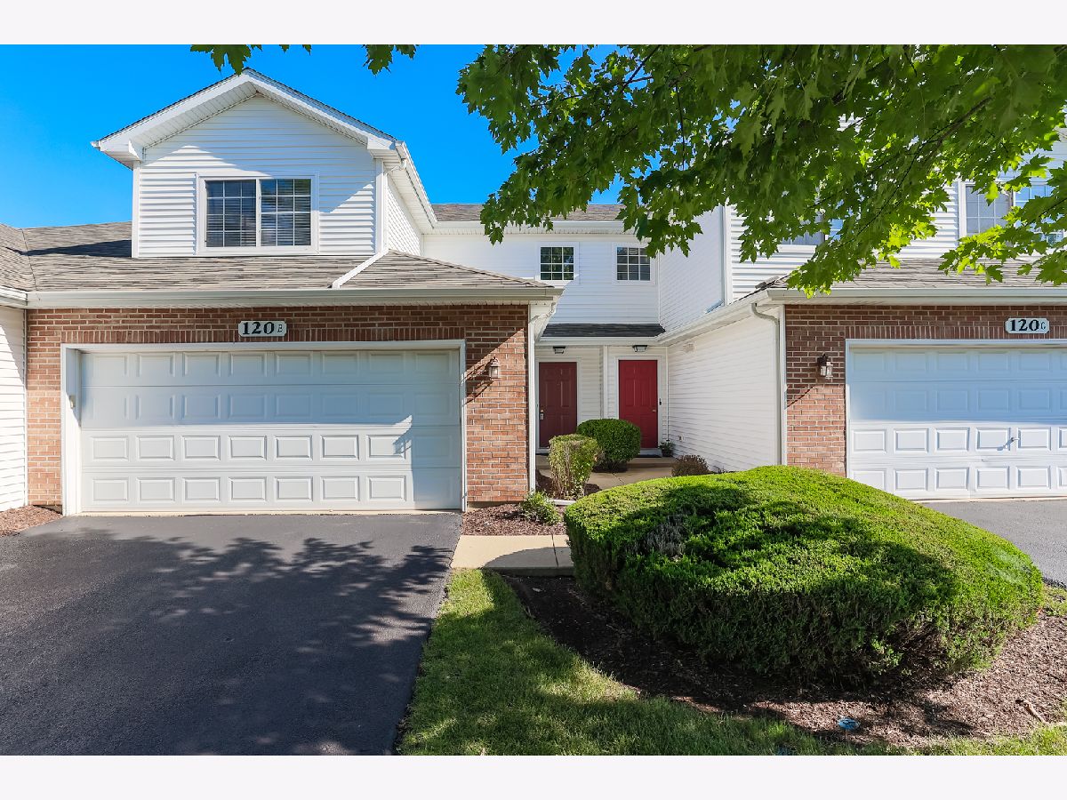 Townhomes Sold Waterford Place Sugar Grove Illinois, 120 Park