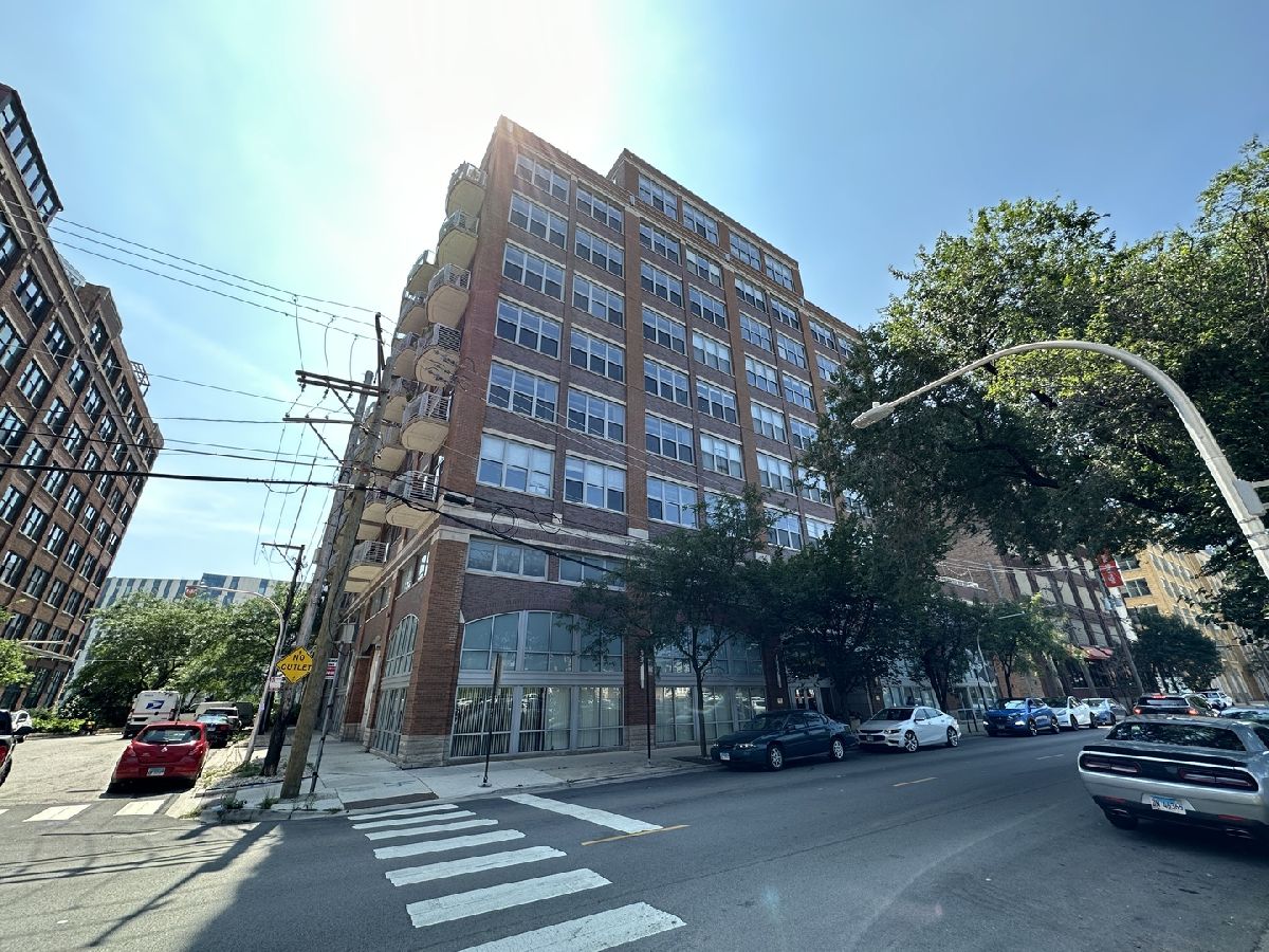 Condominiums Sold West Loop Condominiums Chicago Illinois, 933 Van Buren