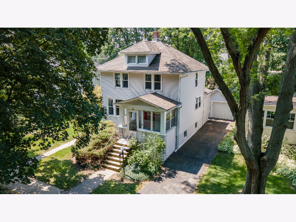 Homes Sold Recreation Park Arlington Heights Illinois, 208 Haddow