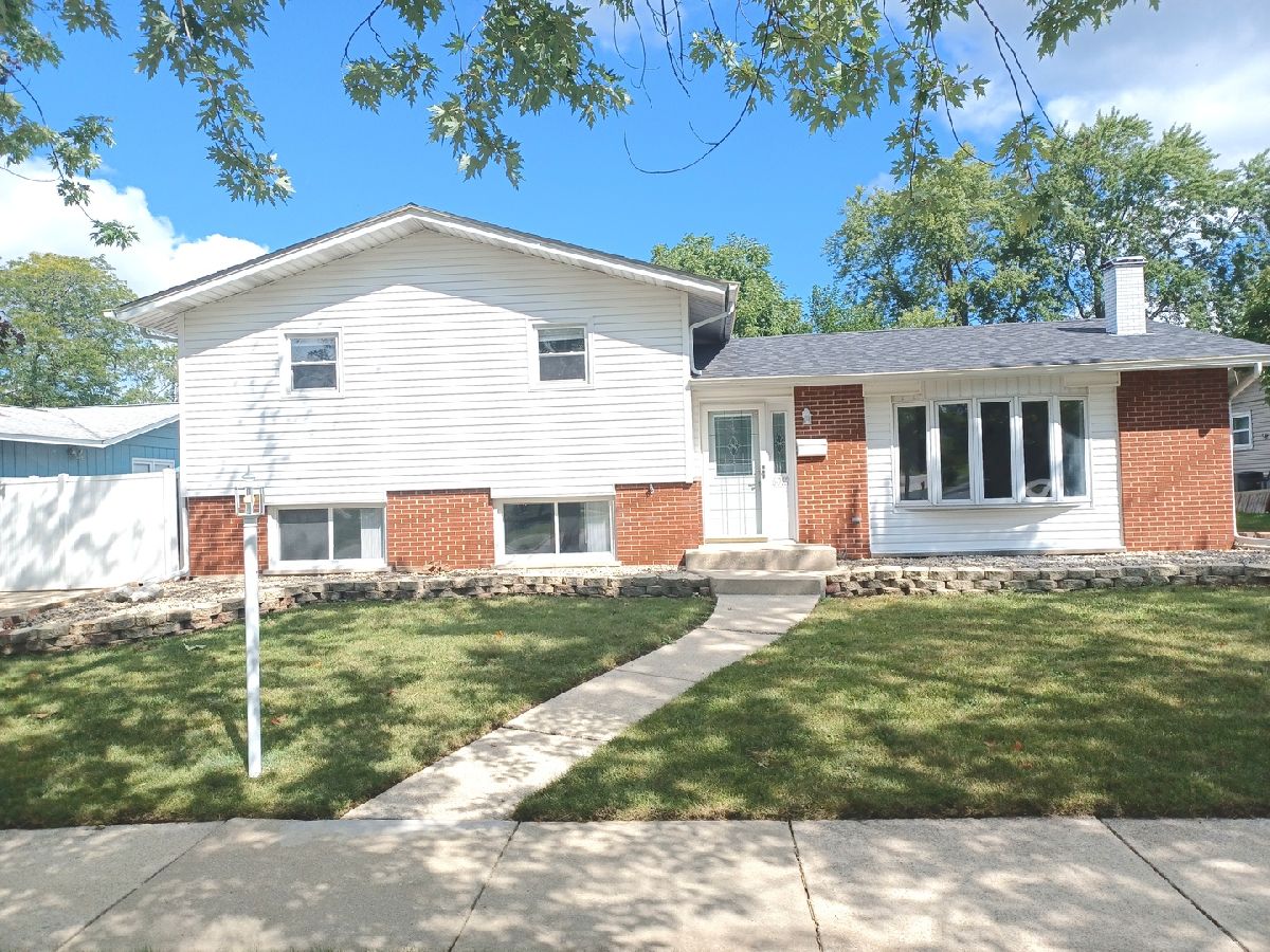 Homes Sold El Vista Oak Forest Illinois, 6012 Victoria