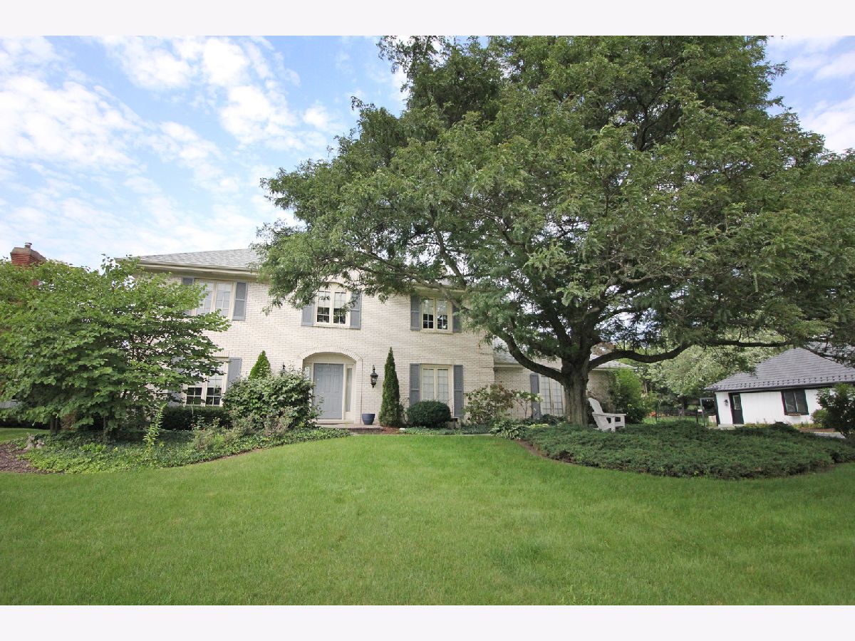 Homes & Condominiums Sold Braemoor Burr Ridge Illinois, 8130 Park