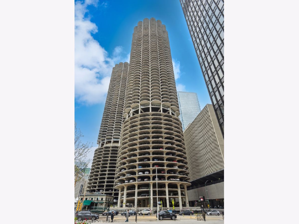 Condominiums Sold Marina Towers Chicago Illinois, 300 State