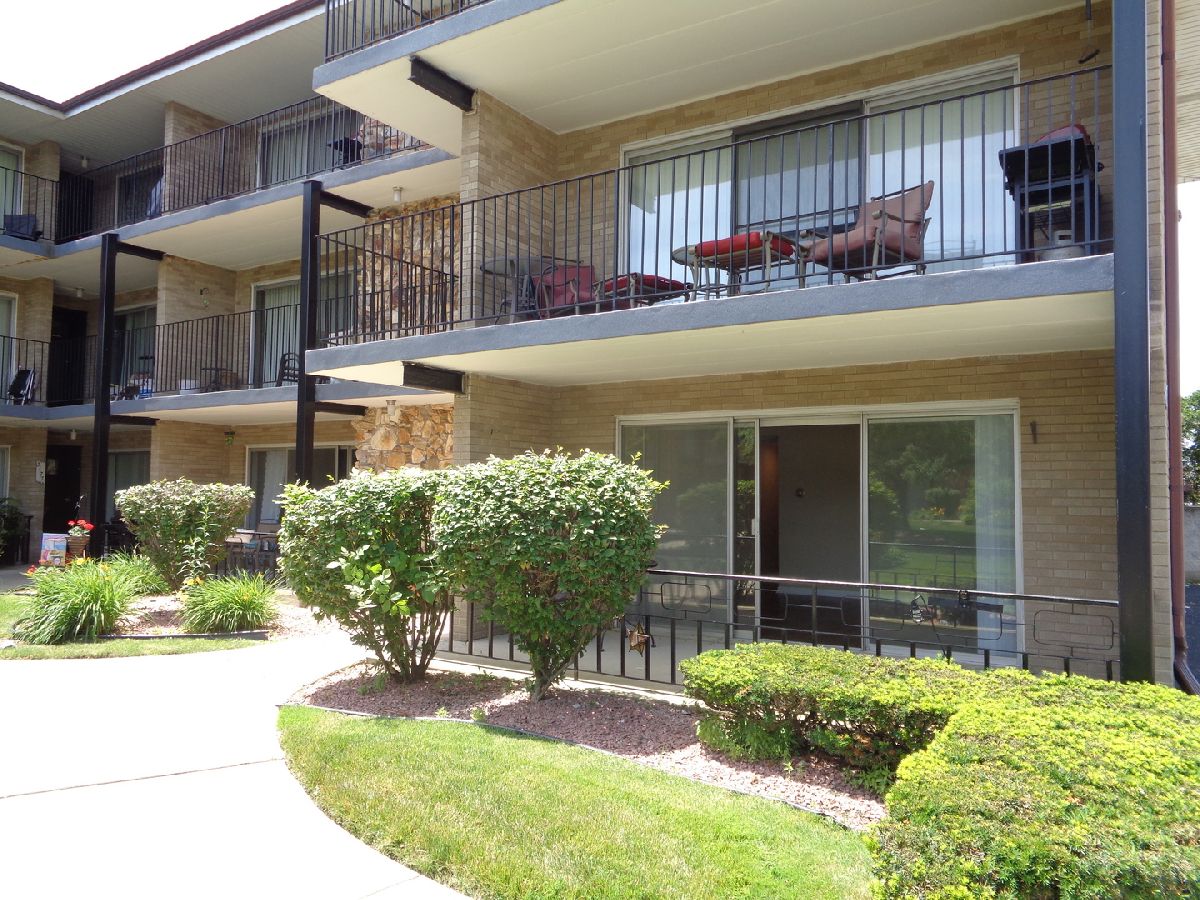  Rented Merrionette Park Illinois, 3179 115th