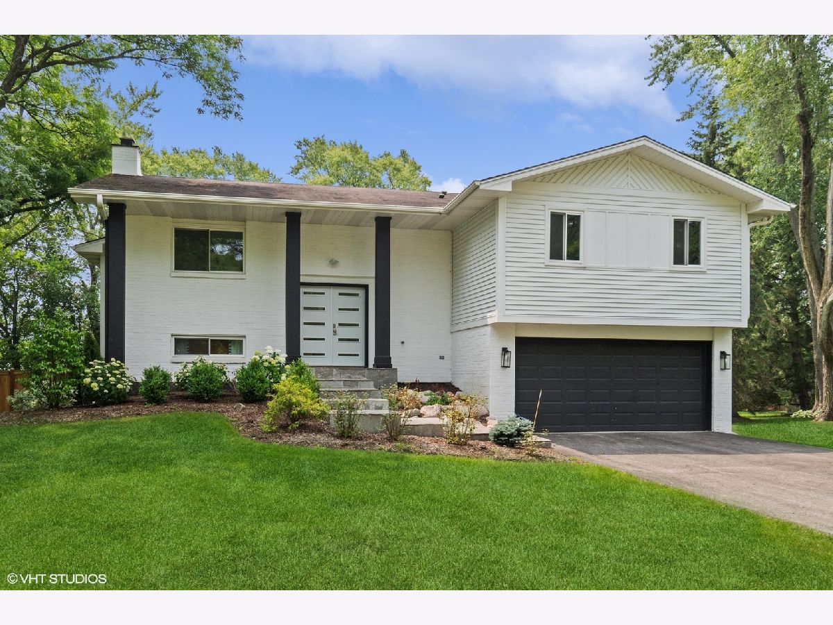 Homes Rented Brittany Hills Highland Park Illinois, 16 Red Oak
