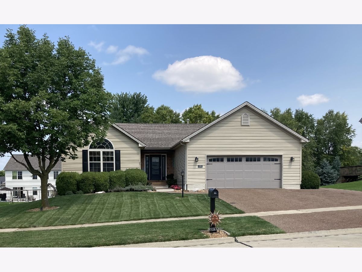 Homes Sold Country Ridge Mahomet Illinois, 708 Hawk