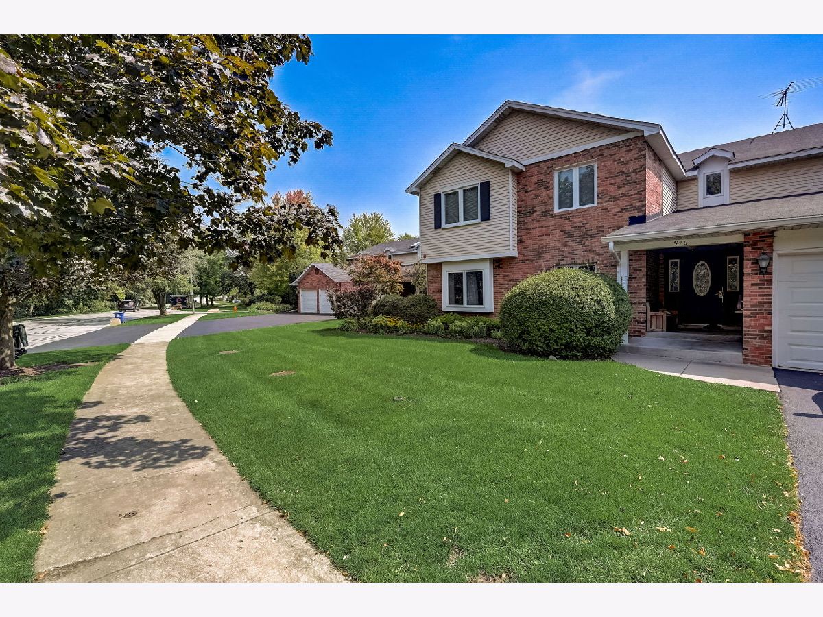 Condominiums Sold Creekside Court Naperville Illinois, 970 Benedetti