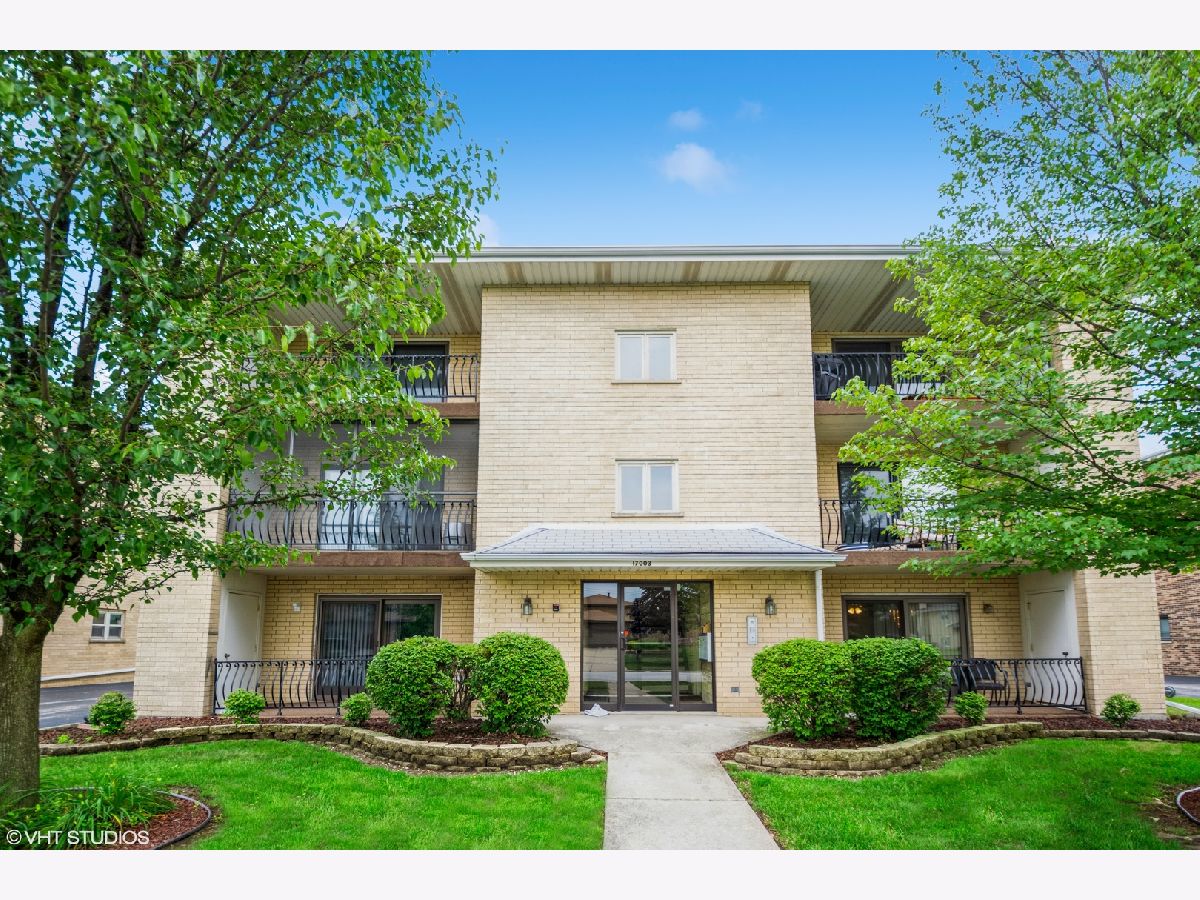 Condominiums & Homes Sold Cherry Creek Tinley Park Illinois, 17003 Grissom
