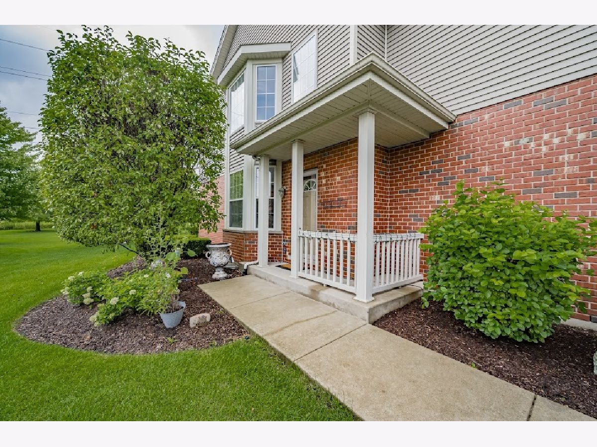 Homes & Townhomes Sold Kingston Hills Homer Glen Illinois, 14939 Suffolk