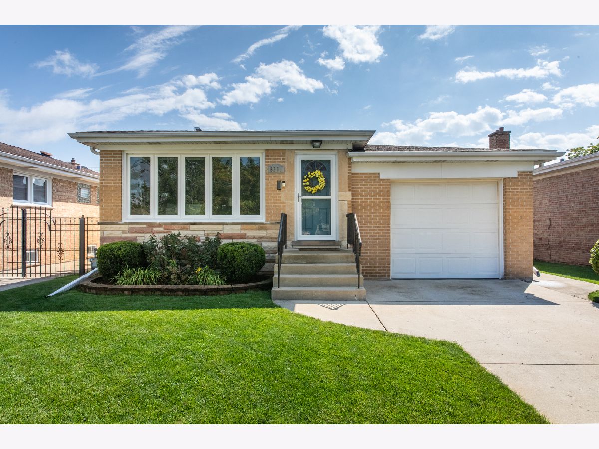 Homes Sold Grennan Heights Niles Illinois, 8531 Ozanam