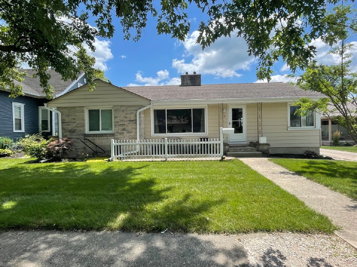  Sold Arthur Illinois, 217 Lincoln