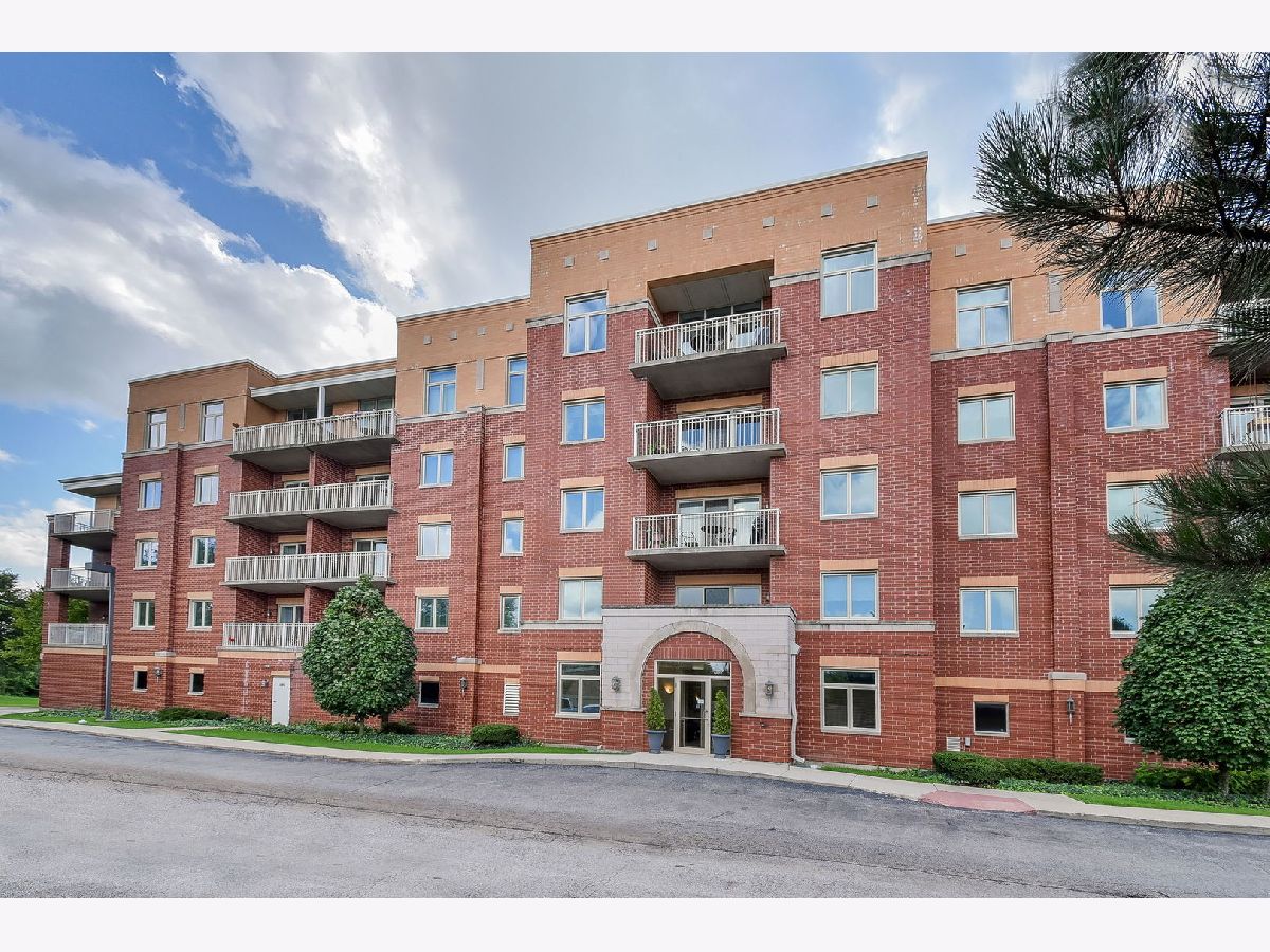 Condominiums Sold Oakview Estates Lombard Illinois, 500 Saint Charles