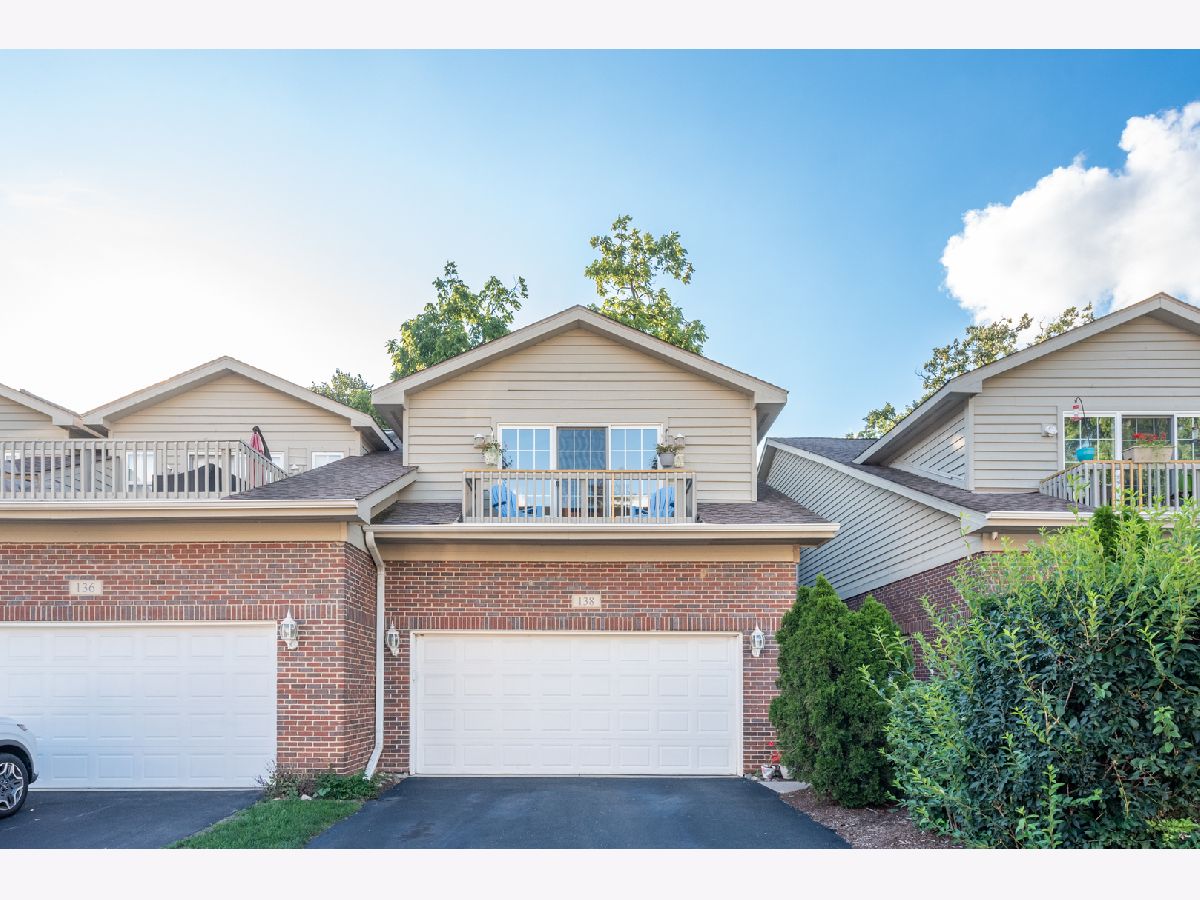 Townhomes & Condos & Homes Sold Willow Creek Willow Springs Illinois, 138 Willow Creek