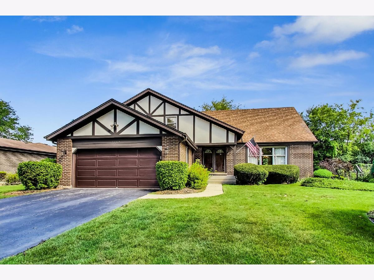 Homes Sold Spinnaker Cove Palatine Illinois, 1262 Cooper