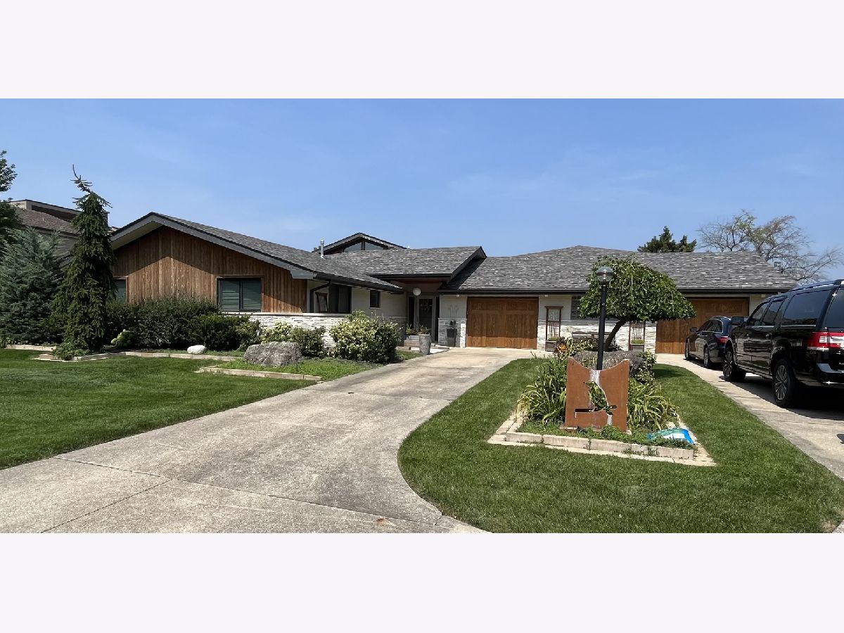 Homes & Condos & Townhomes Sold Brookeridge Downers Grove Illinois, 810 86th