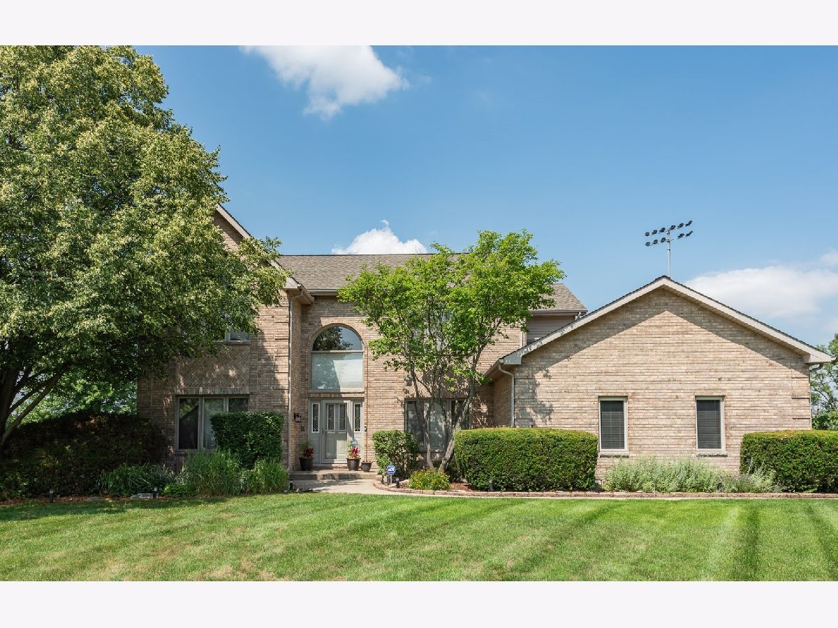 Homes Sold Eaglecrest Estates Lemont Illinois, 1232 Eagle Crest