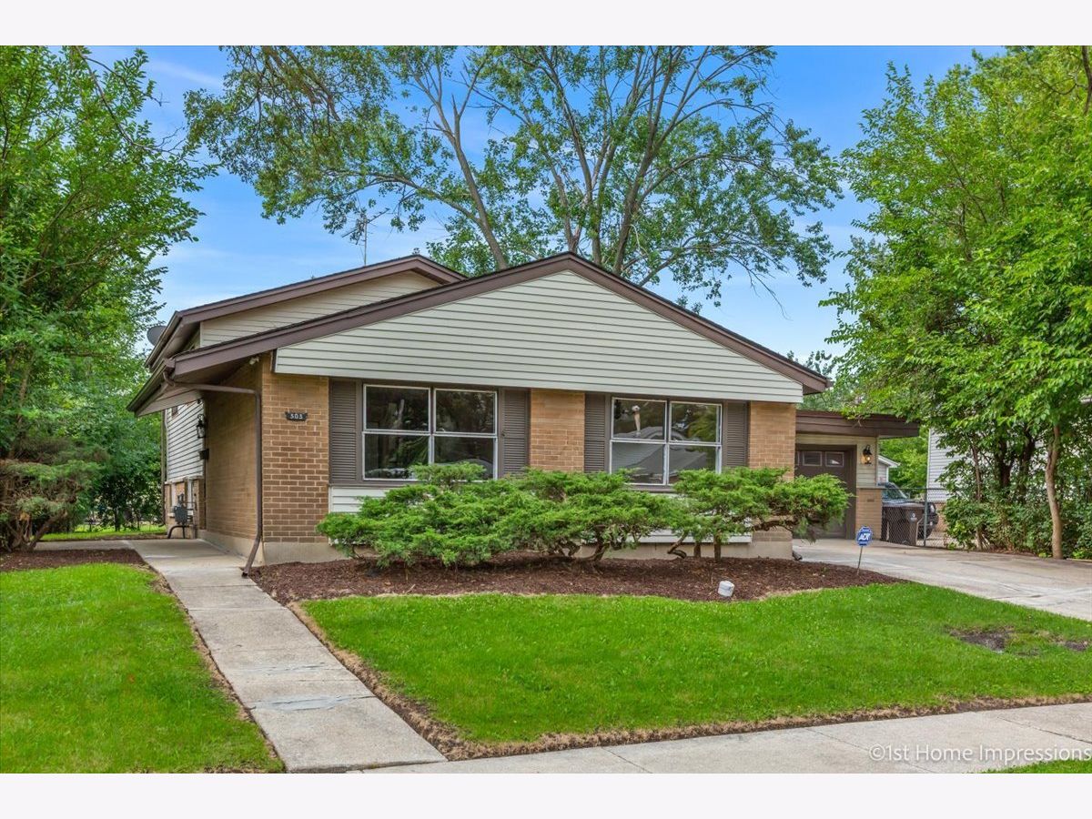Homes Sold Lincolnwood Park Forest Illinois, 303 Herndon
