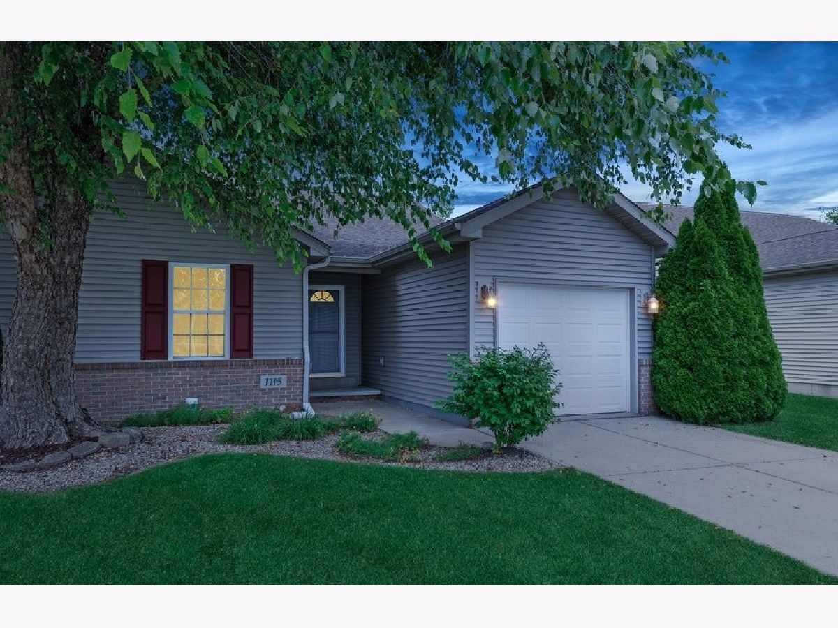  Sold Valparaiso Indiana, 1115 Pine Creek