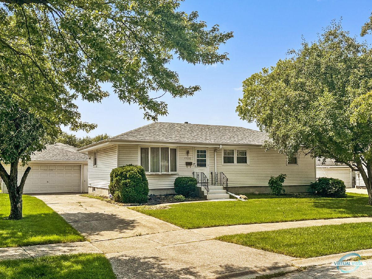 Homes Sold Wentworth Estates Lansing Illinois, 17060 Bernadine