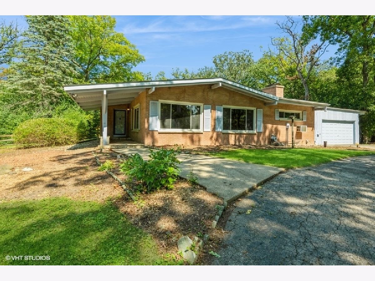 Homes Sold Emery Woods Woodstock Illinois, 5118 Timber