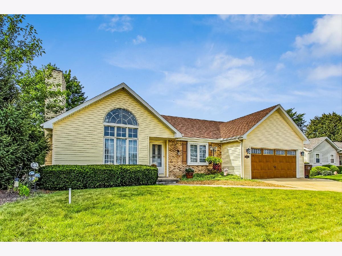 Homes & Townhomes Sold Wright Estates Manteno Illinois, 547 Walnut