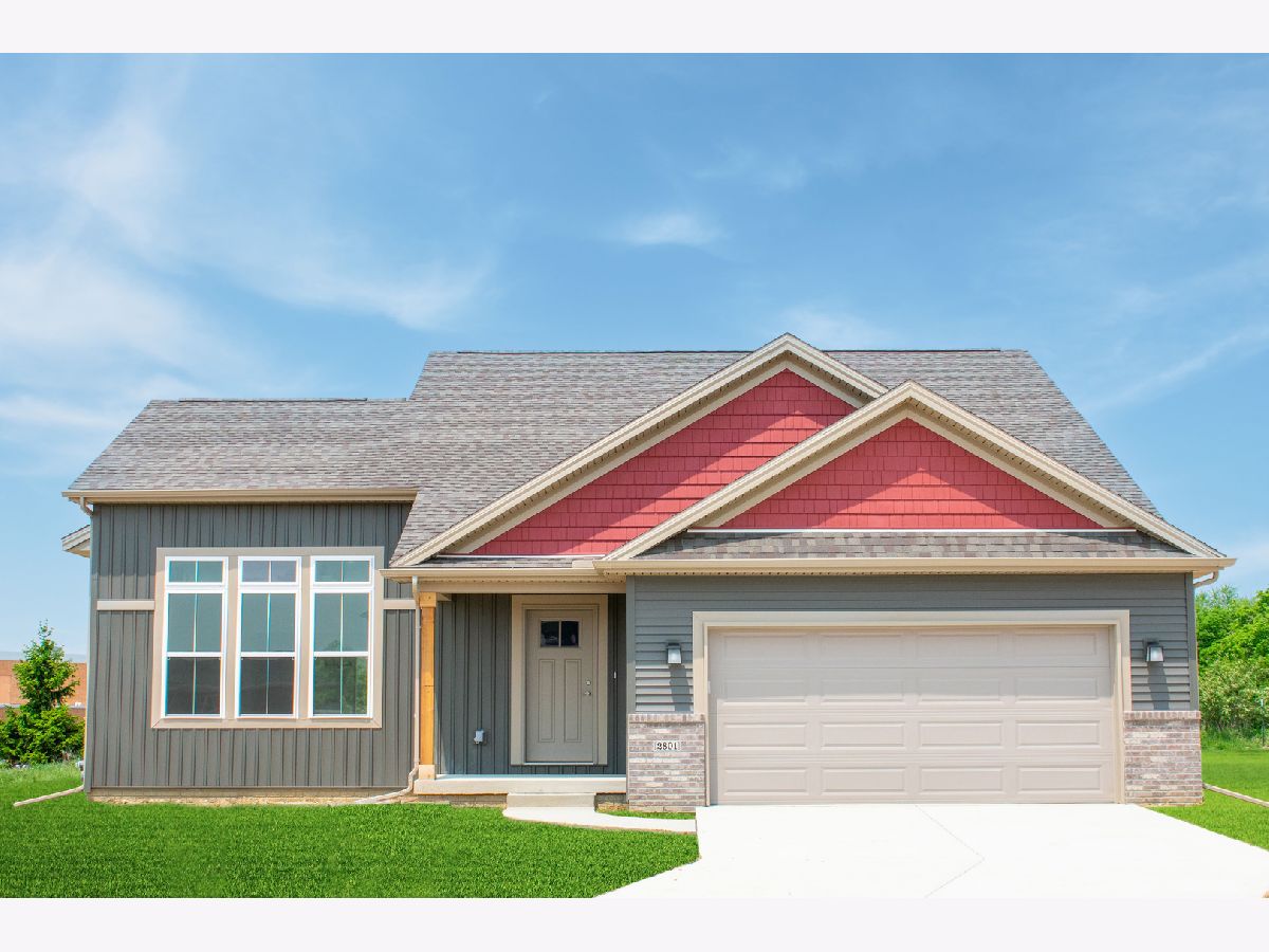 Homes & Condos & Townhomes Sold Cedar Ridge Bloomington Illinois, 2801 Conlor