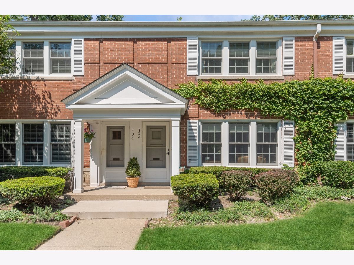 Townhomes Sold Linden Village Wilmette Illinois, 304 Laurel