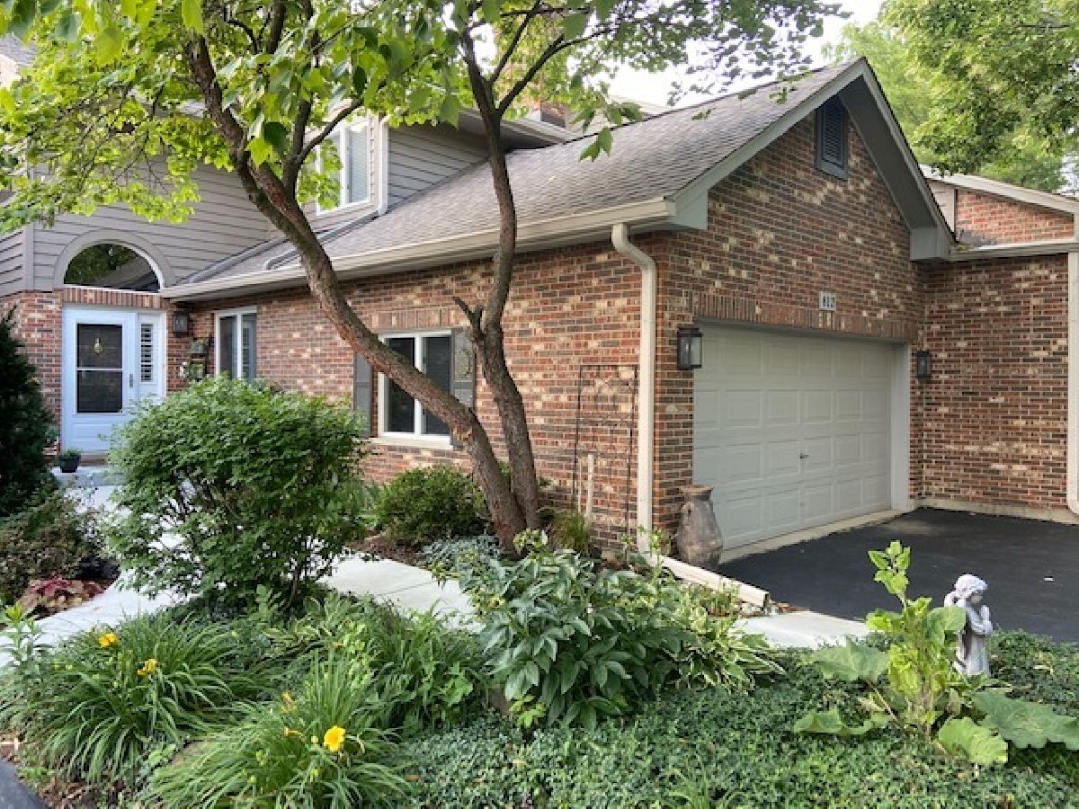 Townhomes Sold Saddlewood Glen Ellyn Illinois, 812 Saddlewood