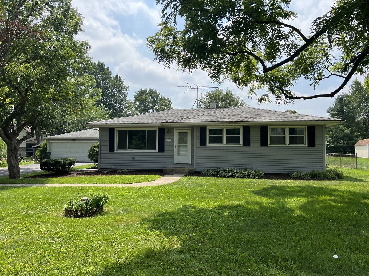 Homes Rented Andermann Acres Naperville Illinois, 24431 103rd