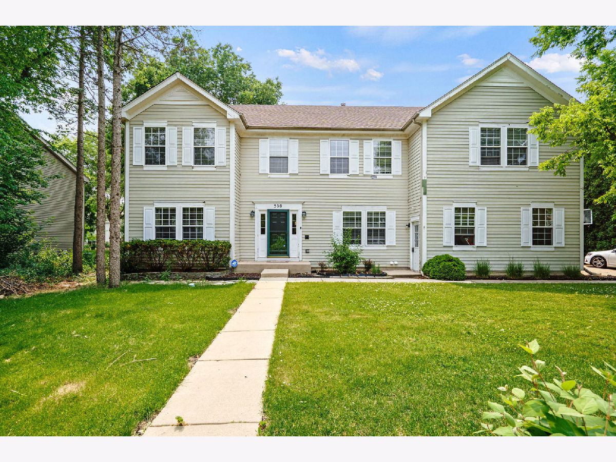 Homes Sold Arbor Hills Algonquin Illinois, 300 Buckingham