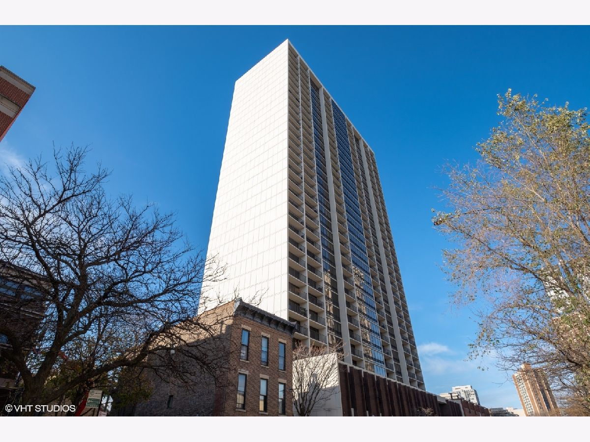 Condominiums Sold Americana Towers Chicago Illinois, 1636 Wells