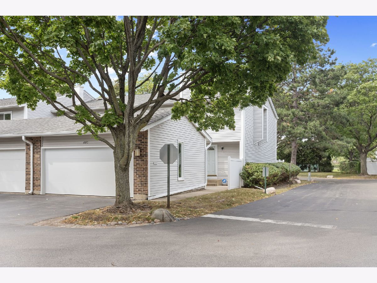 Townhomes & Condos Sold Winston Park North Deerfield Illinois, 600 Pheasant