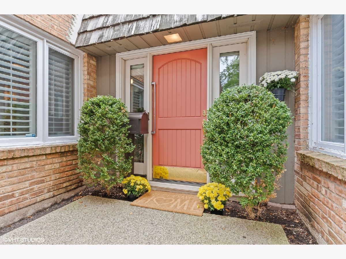 Condos & Townhomes Sold The Commons Northbrook Illinois, 2021 Plymouth