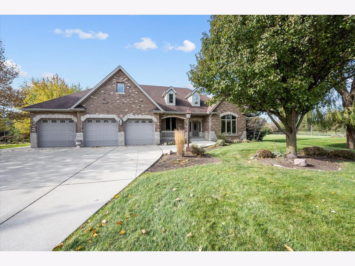 Homes & Condos & Townhomes Sold Mallard Lake Estates Bloomingdale Illinois, 172 Ring Neck