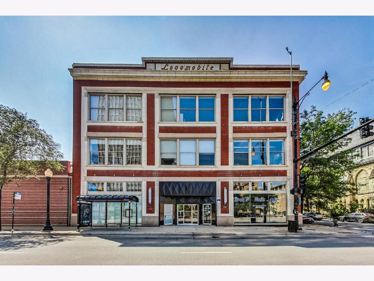 Condominiums Sold Locomobile Lofts Chicago Illinois, 2000 Michigan