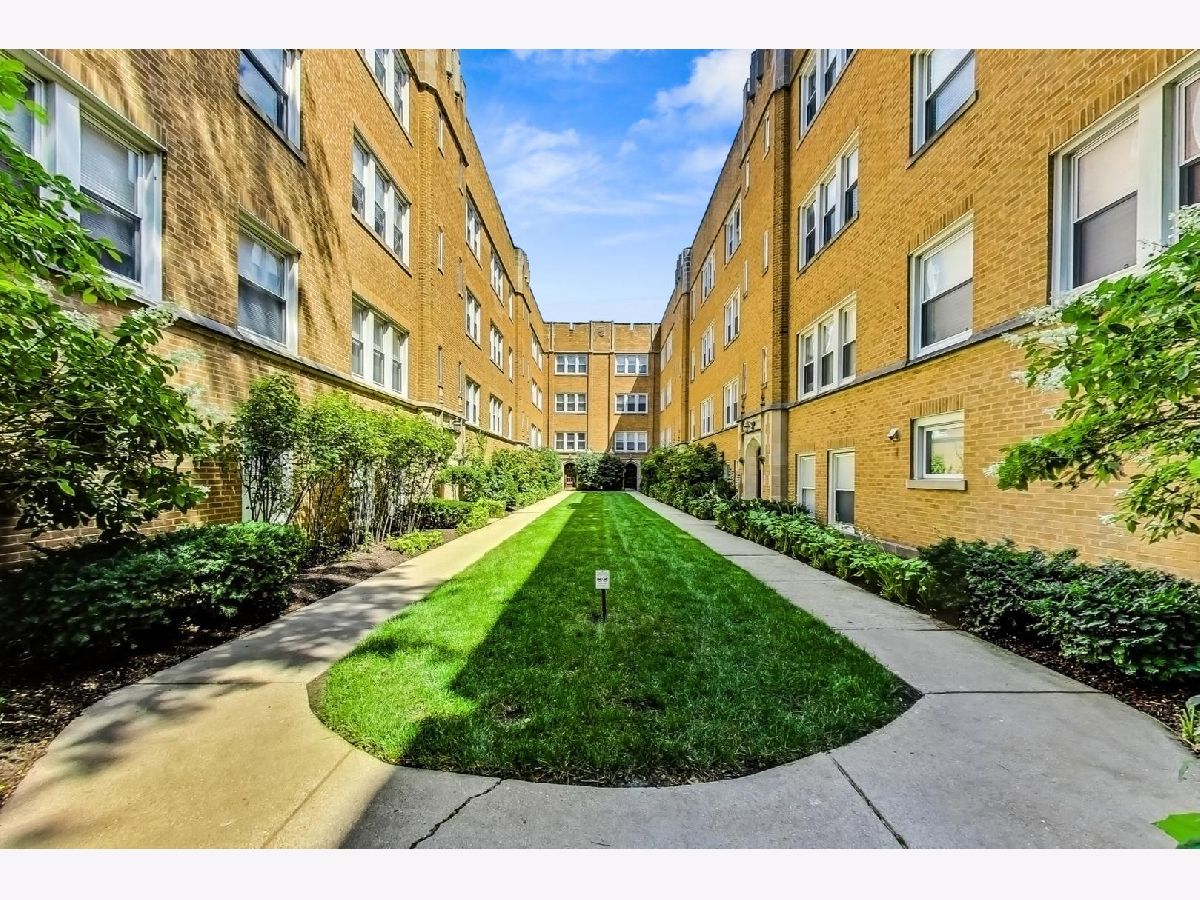 Condominiums Sold Prairie Manor Condominiums Evanston Illinois, 2537.5 Prairie