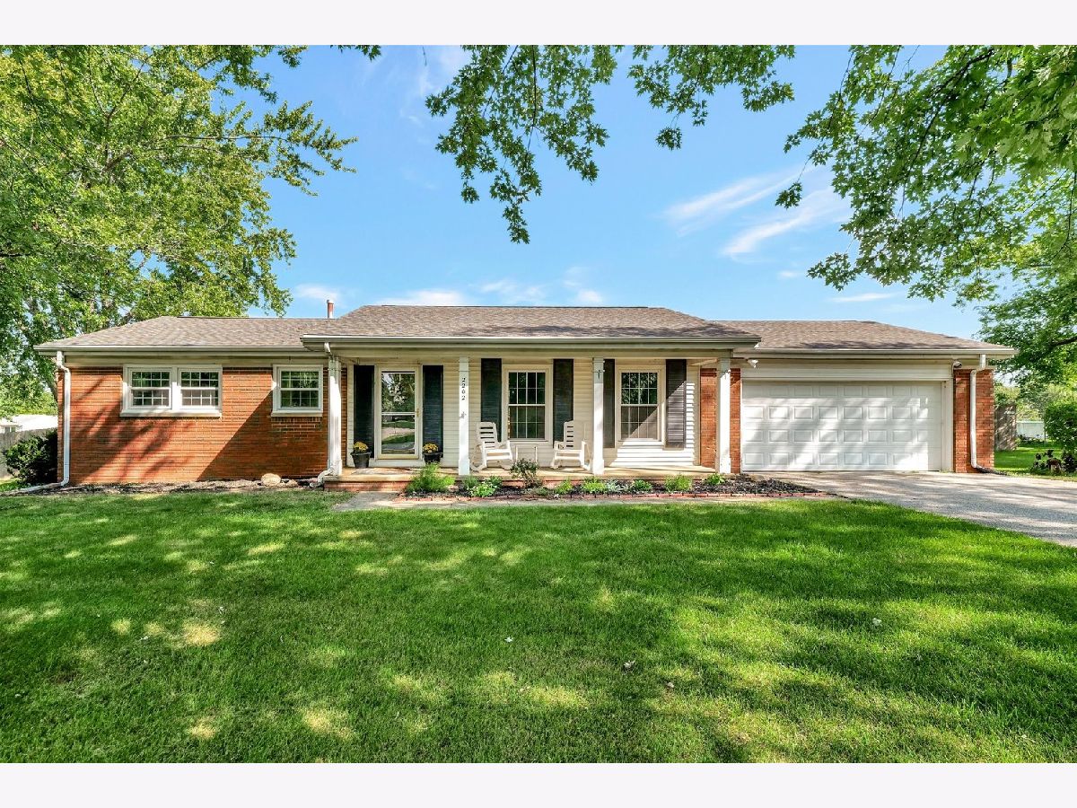 Homes Sold Rolling Hills Est Mahomet Illinois, 2202 Fogel