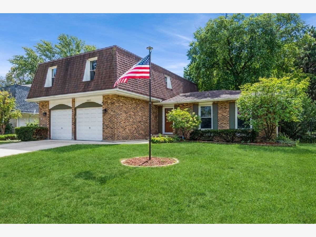 Homes & Townhomes Sold Prentiss Brook Terrace Downers Grove Illinois, 1971 Oxnard