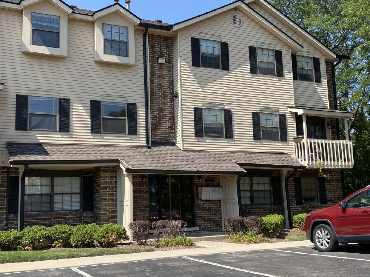 Condos & Townhomes Sold Jefferson West Naperville Illinois, 1516 Jefferson