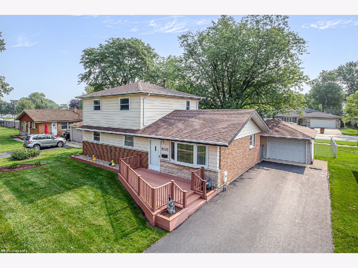 Homes Sold Southfield Bridgeview Illinois, 9201 Stanford