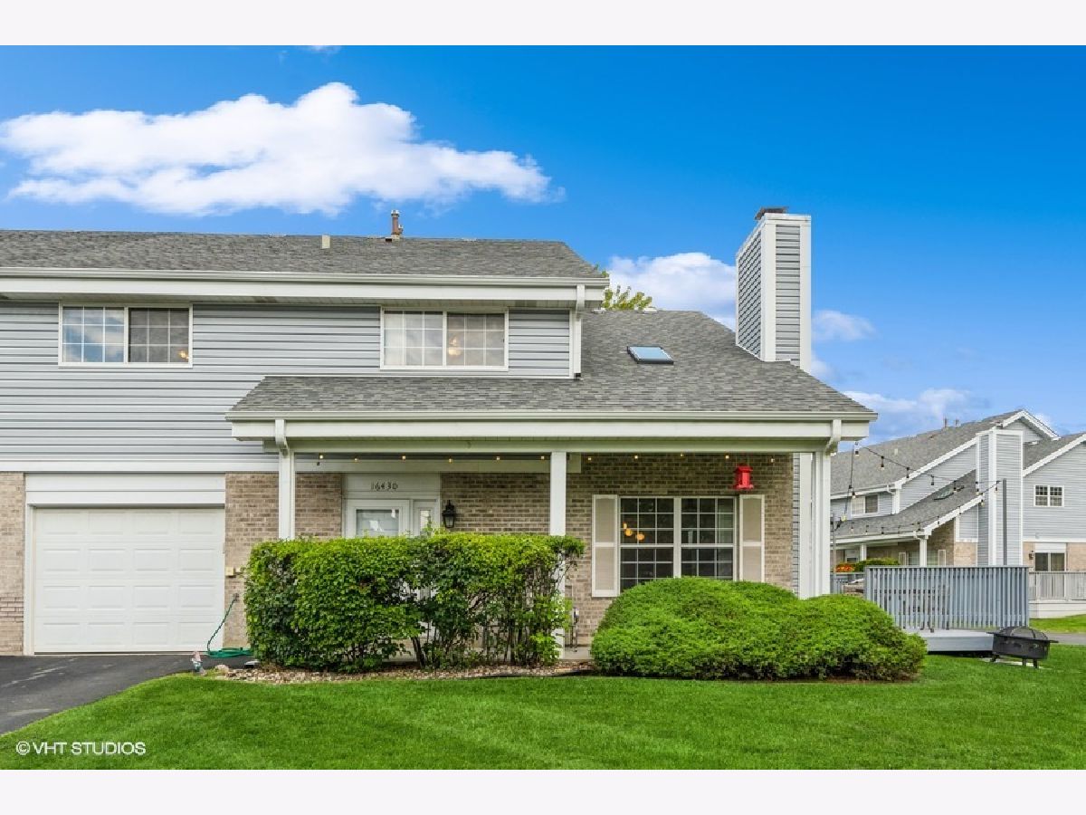 Townhomes & Condos & Homes Sold Steeple Run Tinley Park Illinois, 16430 Cobble Stone